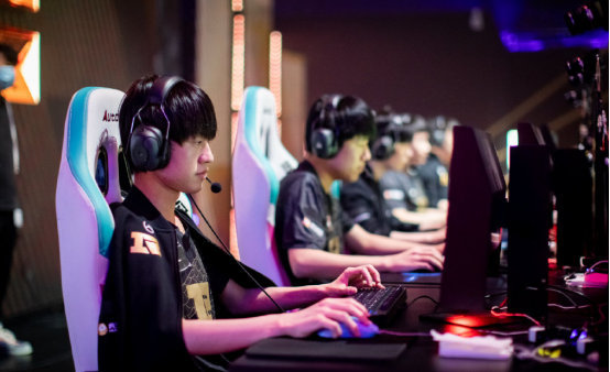 保证他能在 保证他能在